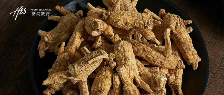 为什么说，你手里的每一支精油，都带着中医的“魂”？