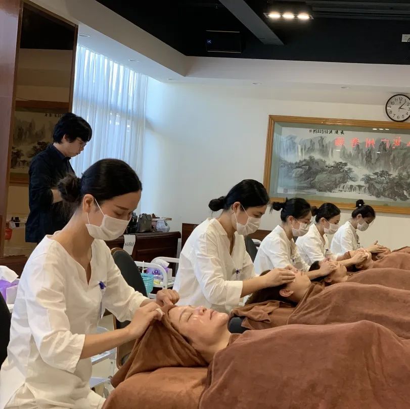 1746590175490391.jpg 640.jpg